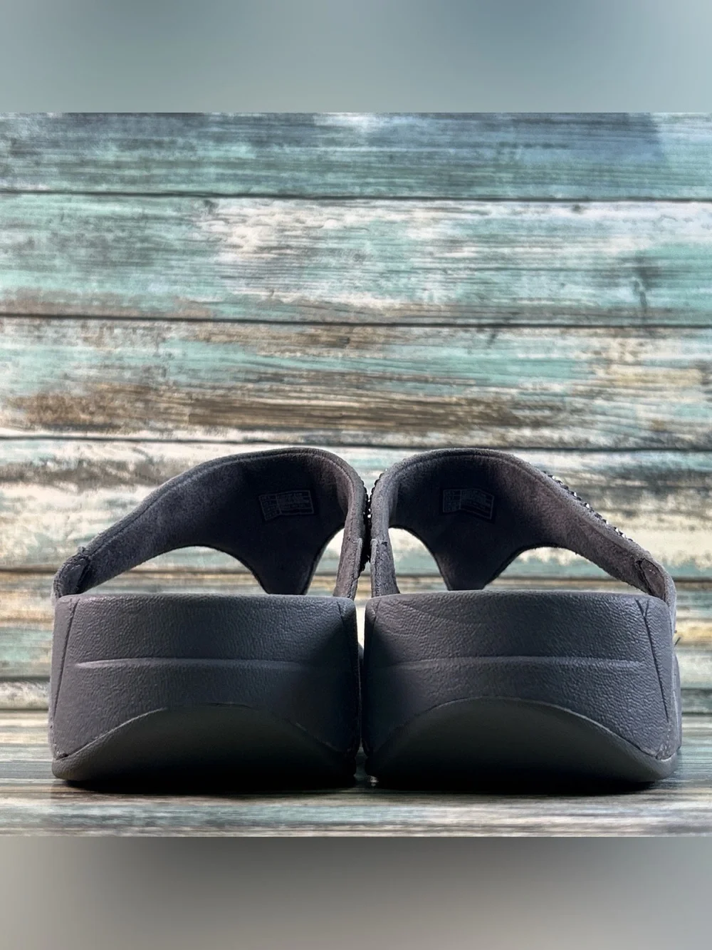 FITFLOP Lulu Flip Flop Sandals 7 Wedge Bling Summer Comfort Gray Crystals Suede